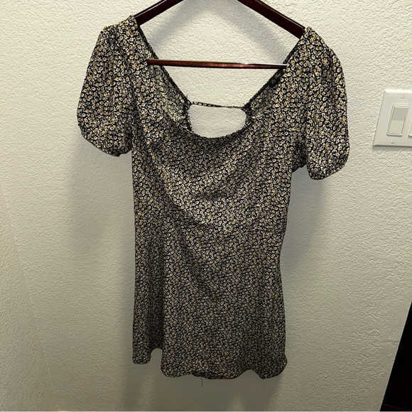 Lily Rose Black and Yellow Fitted Puff Sleeve Mini Dress - Picture 1 of 10